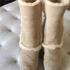 UGG Women's Cream Shearling Winter SUNDANCE Boots